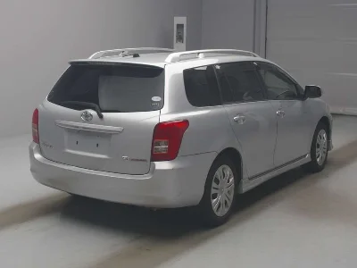 TOYOTA COROLLA FIELDER 2