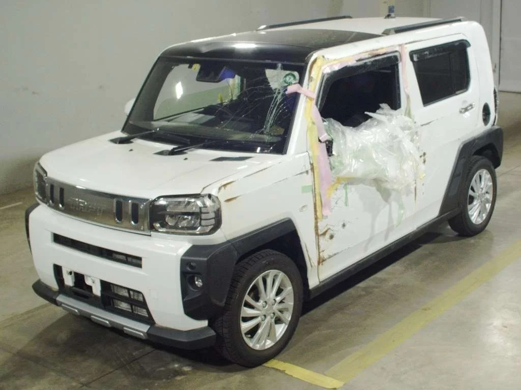 Daihatsu Taft  с аукциона в Японии
