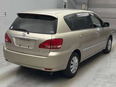 Toyota Ipsum
