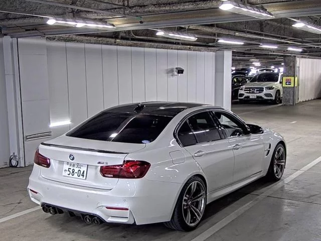BMW M3  с аукциона в Японии