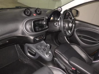 SMART FOURFOUR