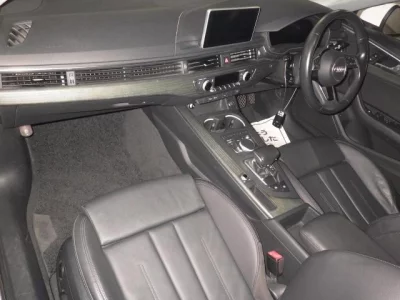 AUDI A4 AVANTE