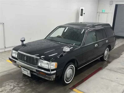 Toyota Crown Van
