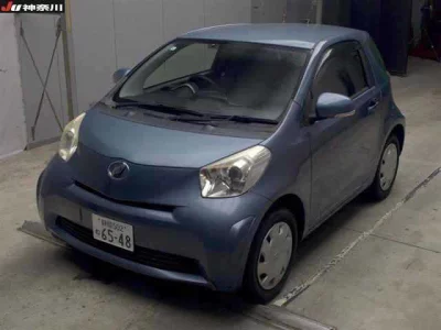 TOYOTA IQ