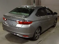Цена авто Honda Grace с аукционов Японии, номер кузова GM4, пробег 130 000, оценка 6
