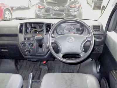 Mazda Bongo Van