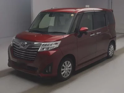 TOYOTA ROOMY 2