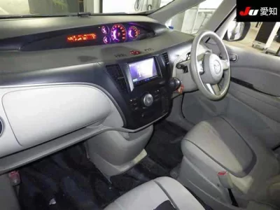 Mazda Biante
