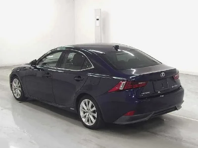 Lexus IS300h