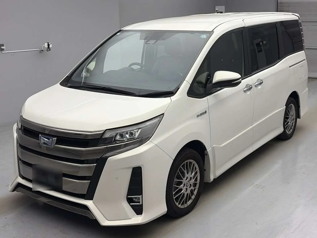 Toyota Noah 2019