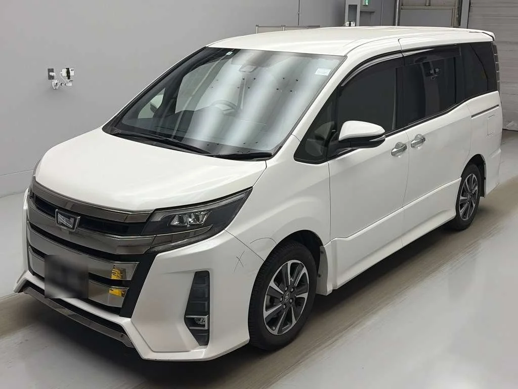 Toyota Noah 2018