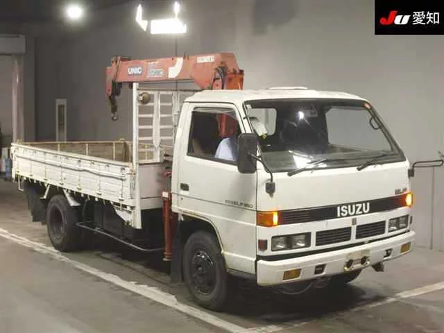 Isuzu Elf  с аукциона в Японии