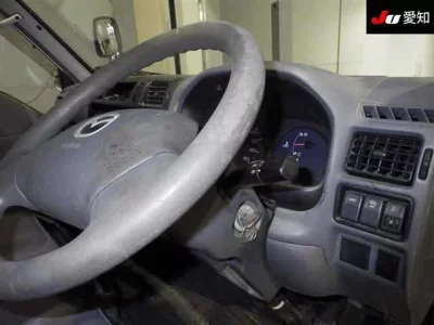 Mazda Bongo Van