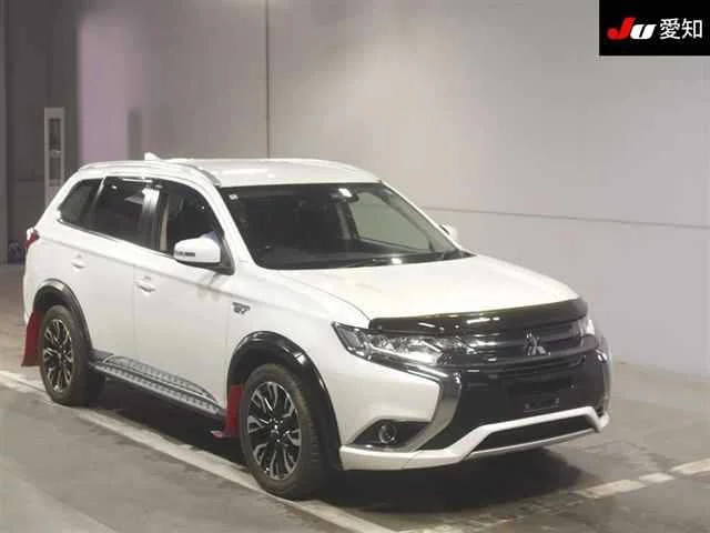 Mitsubishi Outlander  с аукциона в Японии