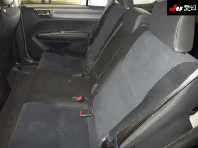TOYOTA COROLLA FIELDER 1