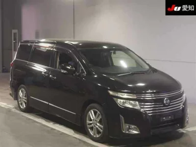 NISSAN ELGRAND 1