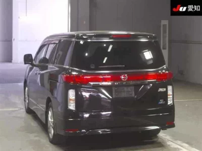 NISSAN ELGRAND 2