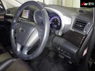 NISSAN ELGRAND 4