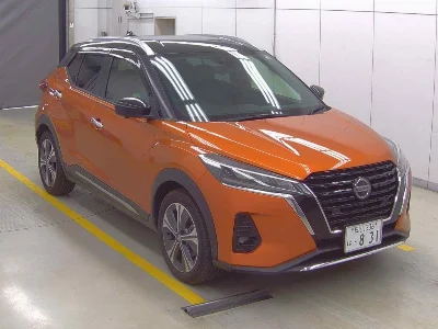 NISSAN KICKS