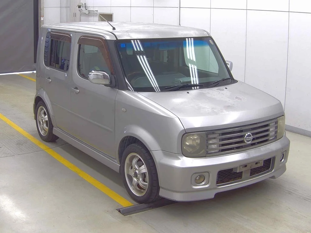 Nissan Cube  с аукциона в Японии