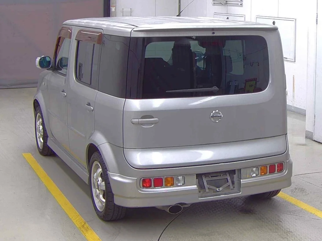 Nissan Cube  с аукциона в Японии