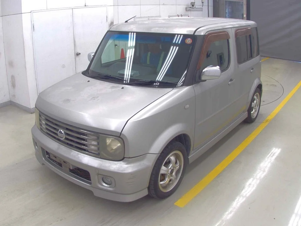 Nissan Cube  с аукциона в Японии