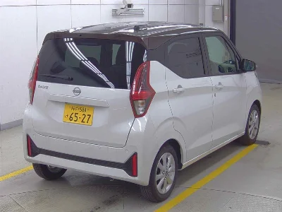 NISSAN DAYZ 4