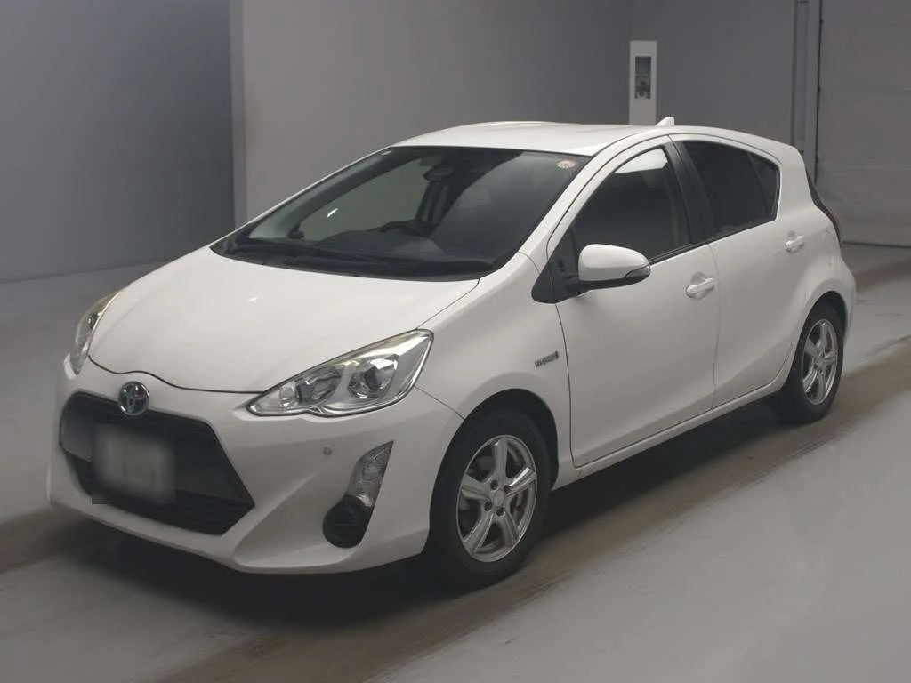Toyota Aqua 2016