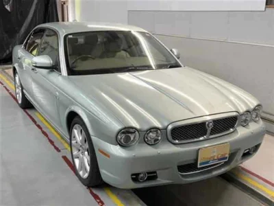 JAGUAR XJ6