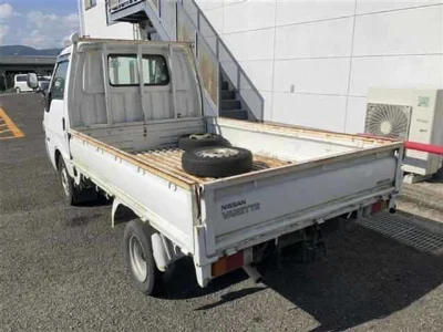 Nissan Vanette Truck