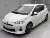 Цена авто Toyota Aqua с аукционов Японии, номер кузова NHP10, пробег 185 000, оценка 2