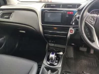 Цена авто Honda Grace с аукционов Японии, номер кузова GM5, пробег 92 000, оценка 2