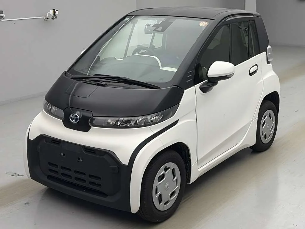 Toyota C+pod  с аукциона в Японии