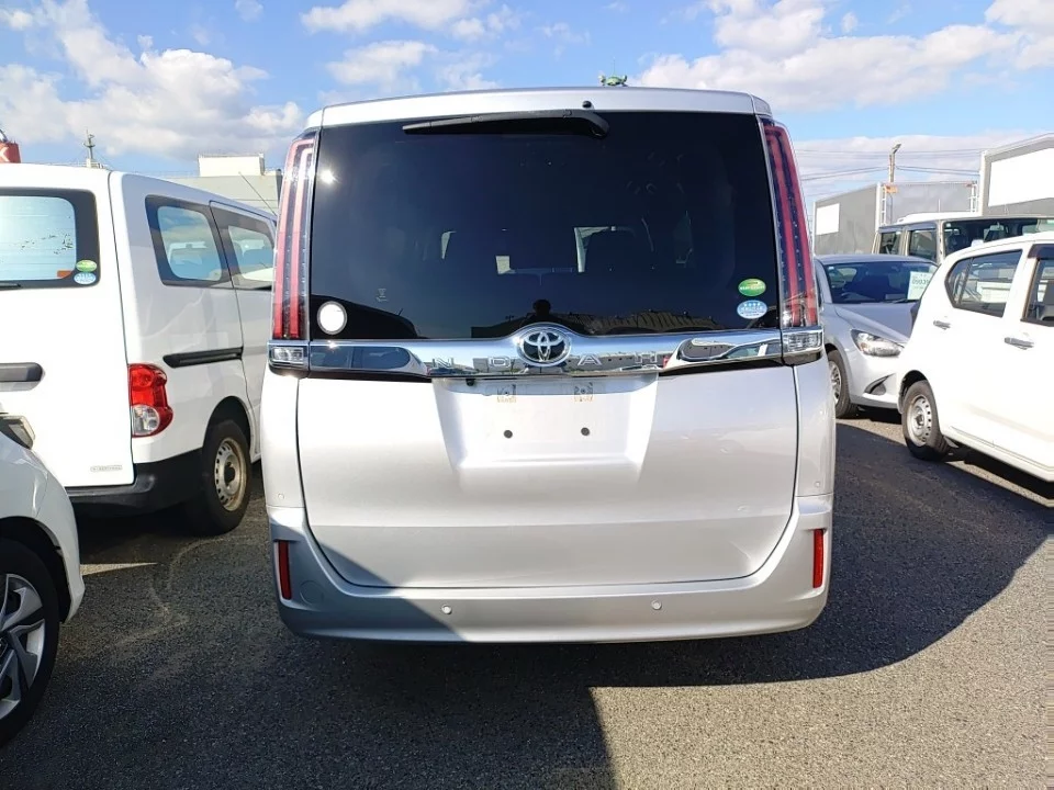 Toyota Noah 2019