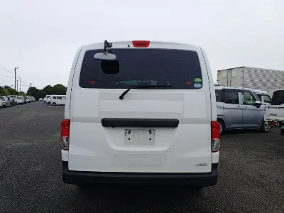 NISSAN NV200 3