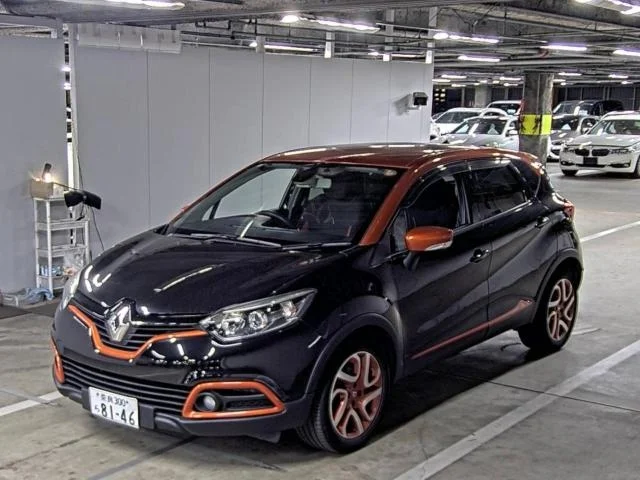 Renault Captur  с аукциона в Японии