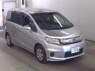 HONDA FREED SPIKE