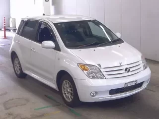 TOYOTA IST