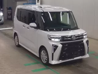 DAIHATSU TANTO 1