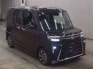 DAIHATSU TANTO 1