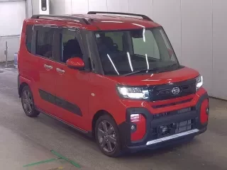 DAIHATSU TANTO FUN CROSS 1