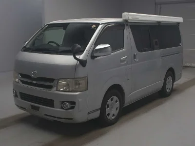 TOYOTA REGIUS VAN