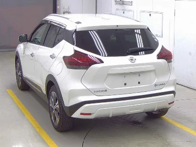 NISSAN KICKS