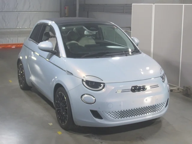 Fiat 500e  с аукциона в Японии
