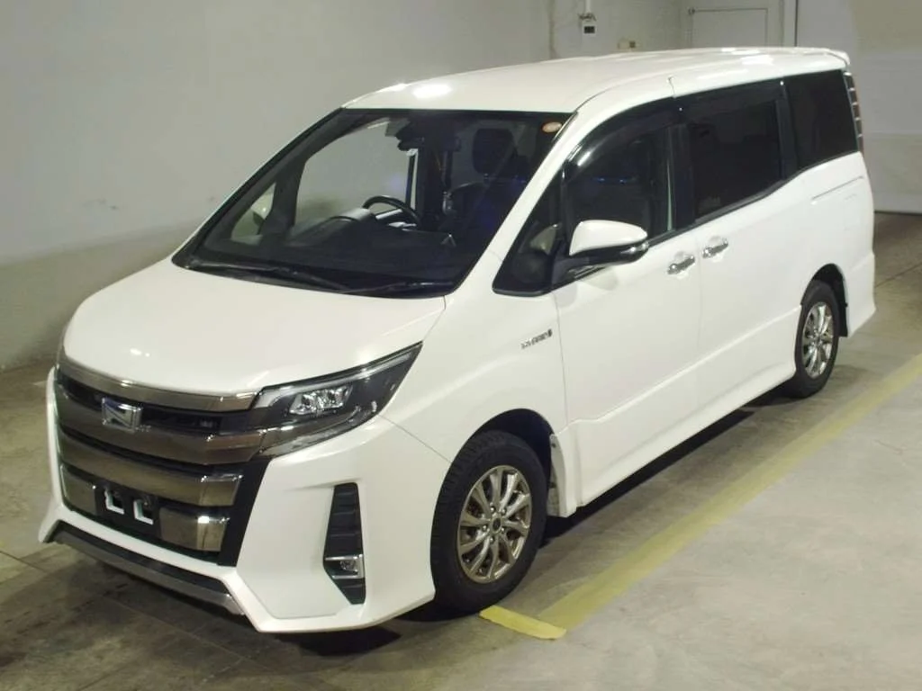 Toyota Noah 2018