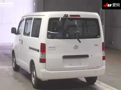 TOYOTA TOWN ACE VAN