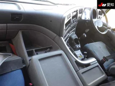 NISSAN DIESEL (UD) QUON