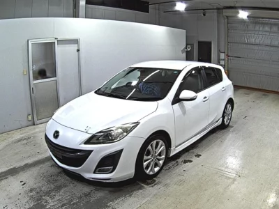 MAZDA AXELA