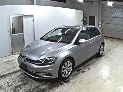 Статистика аукционов Volkswagen Golf