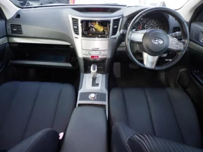 SUBARU LEGACY B4